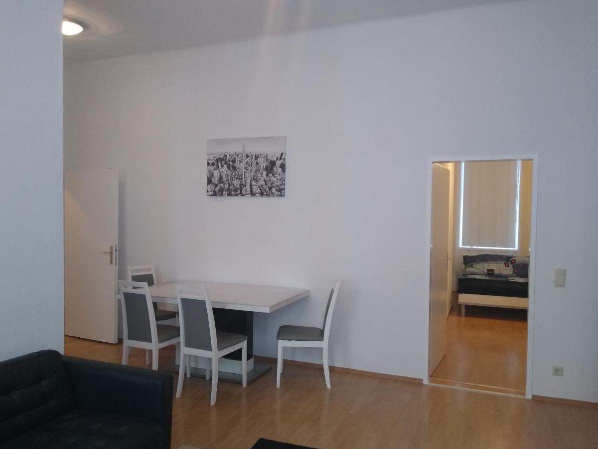 Spacious Central Apartment Wien Eksteriør billede